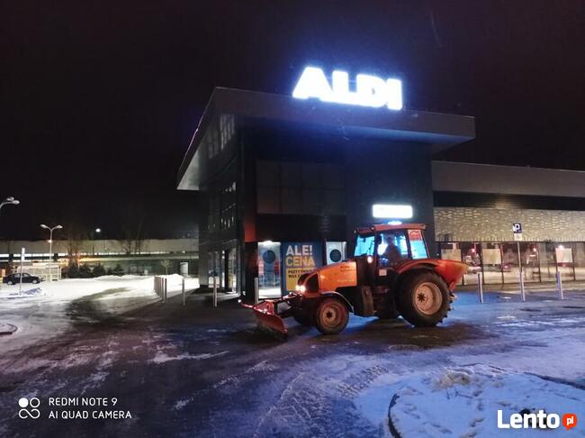 Zimowe utrzymanie, odśnieżanie parkingów dachów