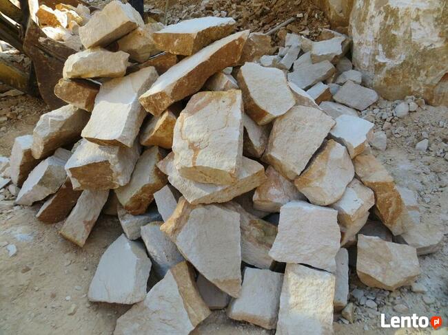 Murek z kamienia naturalnego