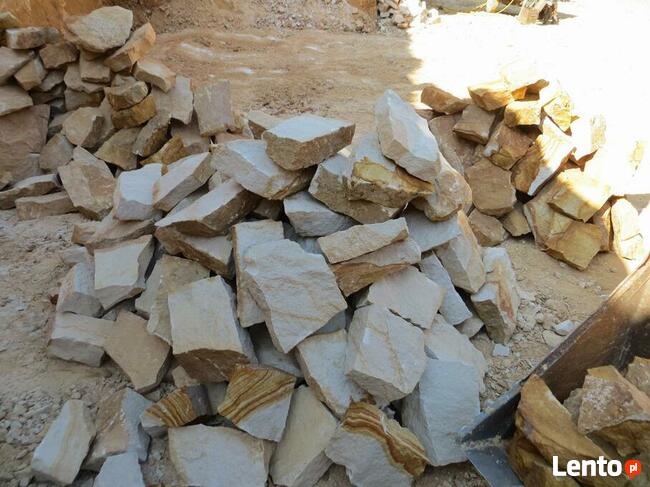 Murek z kamienia naturalnego