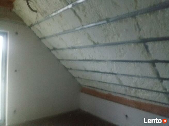 Ocieplenia poddaszy pianką PUR