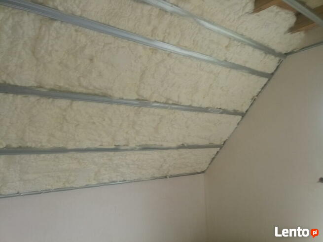Ocieplenia poddaszy pianką PUR