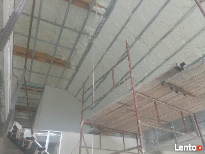 Ocieplenia poddaszy pianką PUR