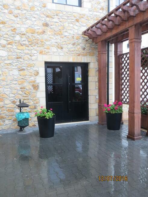 Kamień do murowania na ścianę trójwarstwową