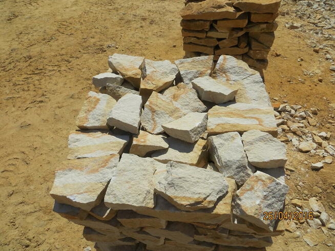 kamień dekoracyjny do ogrodu