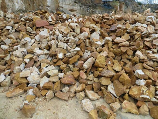 Kamień do murowania na ścianę trójwarstwową