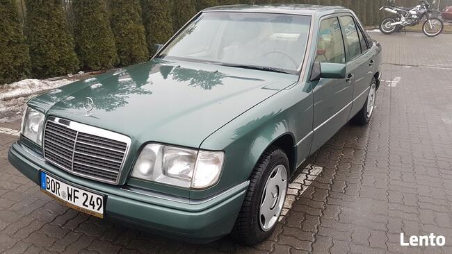 Mercedes Klasa E W124 Szeroka listwa stan IDEAŁ !