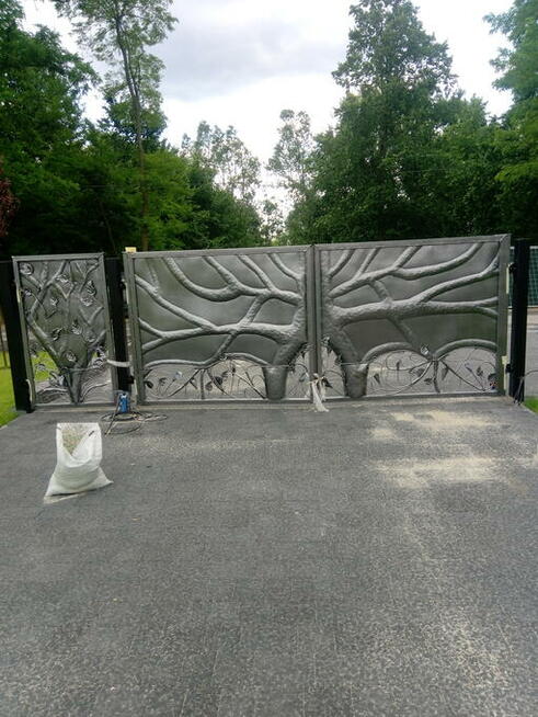 Lampy ogrodowe kowalstwo artystyczne