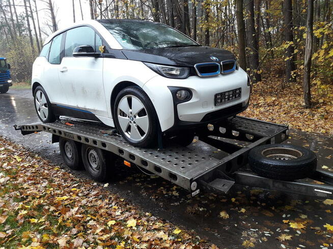 WYPOŻYCZALNJA PRZYCZEP-LAWET BUSÓW I AUTO-LAWET