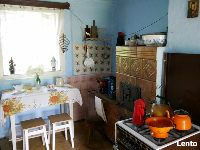 Urokliwe Gospodarstwo z Dużą Działką – Doskonała Lokalizacja