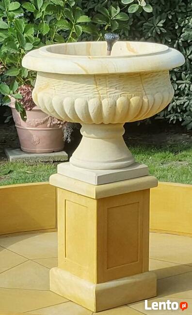 Fontanna ogrodowa z piaskowca - kamień naturalny