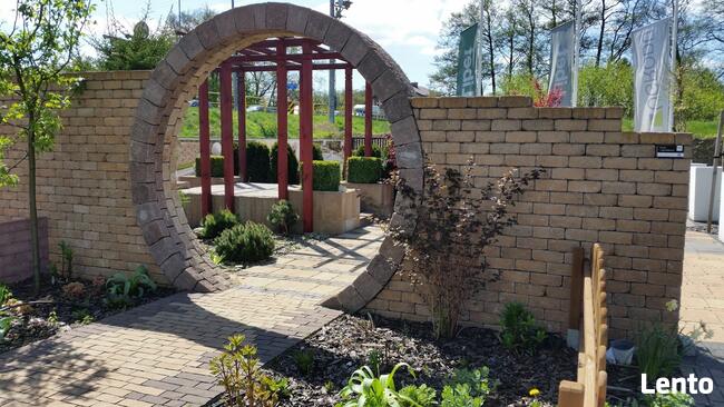 Kostka brukowa KARTUZY układanie kostki brukowej Granitu