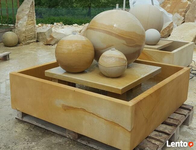 Fontanna ogrodowa z piaskowca - kamień naturalny