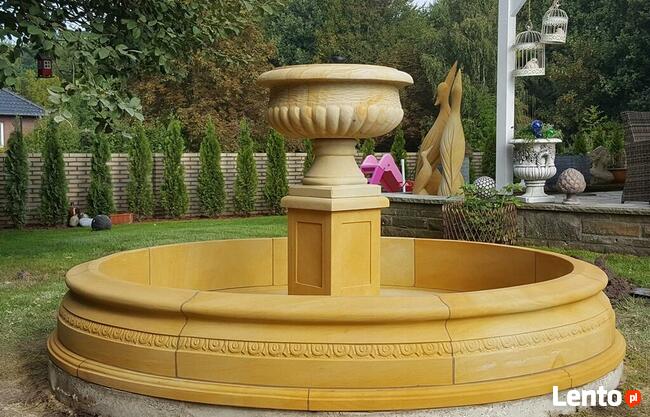 Fontanna ogrodowa z piaskowca - kamień naturalny