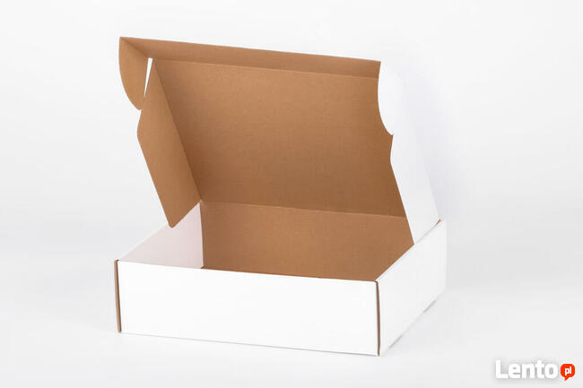 Pudełka wysyłkowe z nadrukiem lub bez od producenta