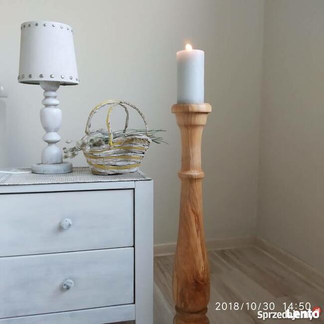 Rustykalny Świecznik drewniany ręcznie toczony vintage