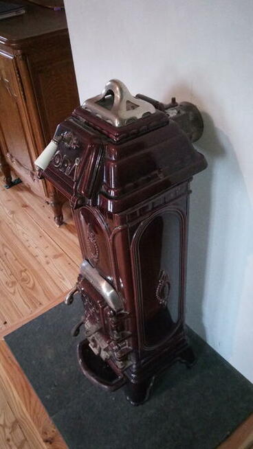 Kominek koza wolnostojący żeliwny emaliiowany