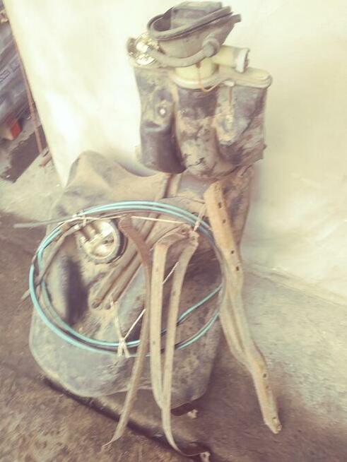 wszystkie części do volkswagena golfa 3 1.9 tdi