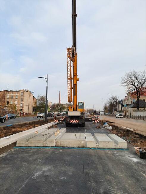 Usługi dźwigiem Piotrków, Wynajem podnośników Piotrków