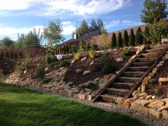 Kamień do budowy murków ogrodowych