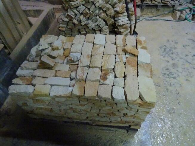 kamień na warstwę licową domu