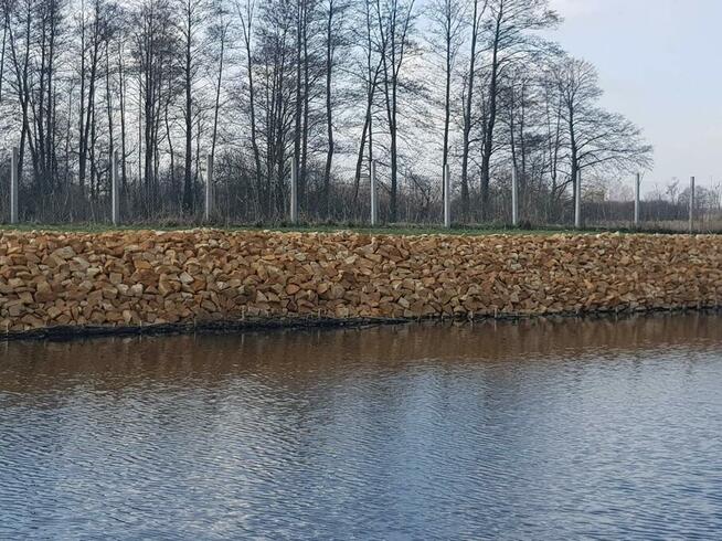 Kamień łamany kopalnia piaskowca kruszywa hydrotechnicznego