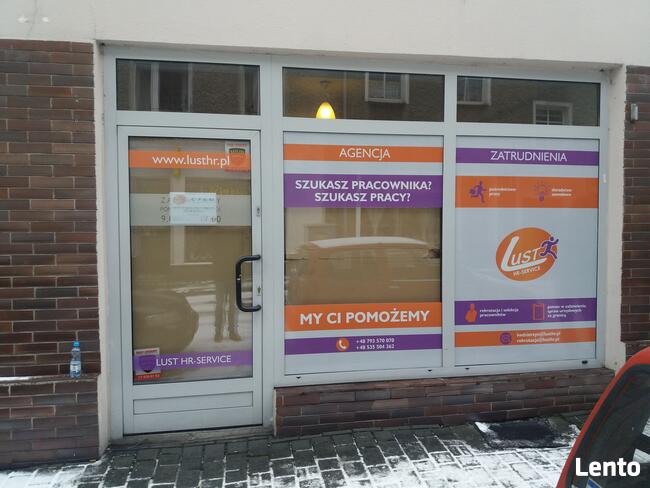 Reklama zewnętrzna, oklejanie witryn samochodów BANERY k