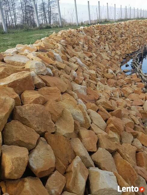 Kamień łamany kopalnia piaskowca kruszywa hydrotechnicznego