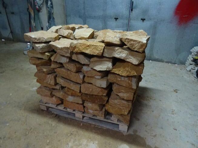 Kamień do budowy murków ogrodowych