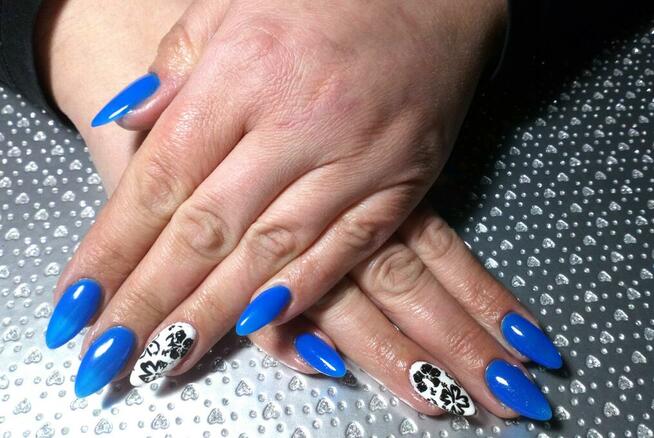 Paznokcie żelowe, manicure i pedicure hybrydowy