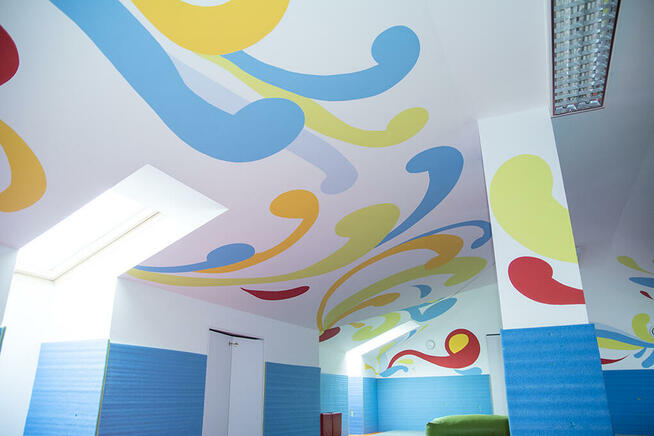 Remont dekoracyjny, malowanie ścian, malarz fachowiec