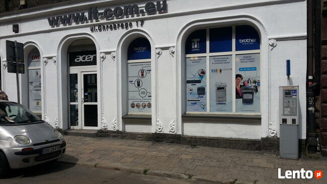 Montaż reklam, oklejanie witryn, okien, fototapety REKLAMA