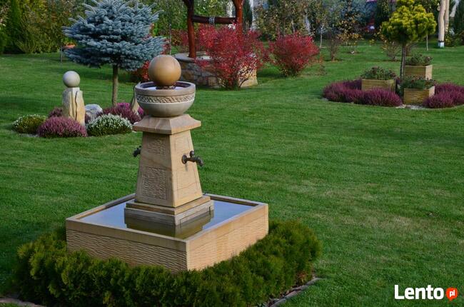 Fontanna z piaskowca- oryginalne piękno do ogrodu