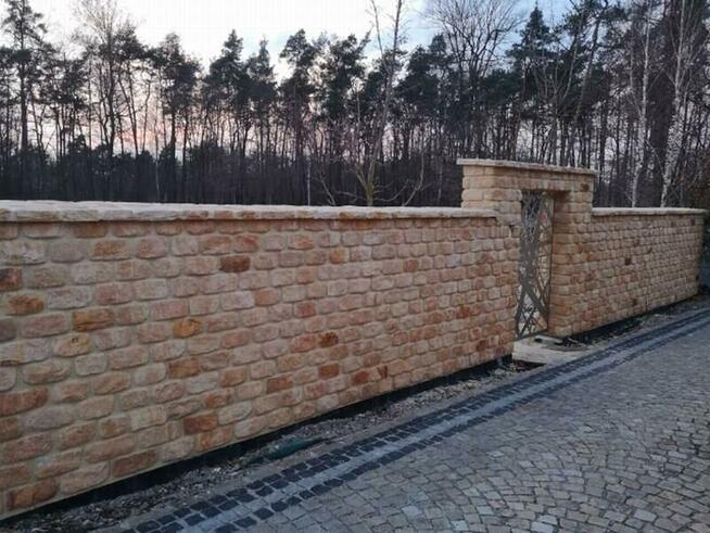 Kamień do budowy dekoracyjnych murków oporowych