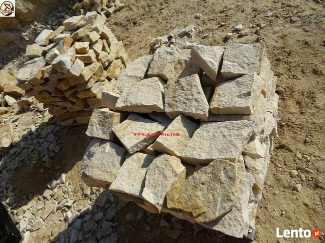 Kamień łamany murowy ogrodowy do oczka wodnego