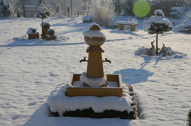 Fontanna z piaskowca- oryginalne piękno do ogrodu