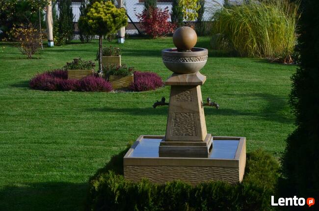 Fontanna z piaskowca- oryginalne piękno do ogrodu