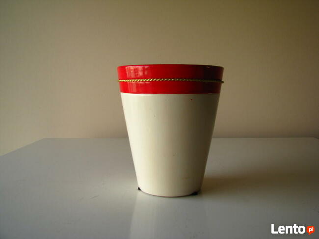 Ceramiczna osłonka na doniczkę z serduszkiem wazon Walentynk