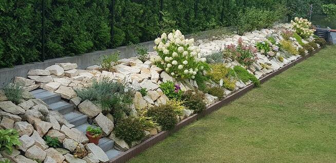 Kamień łamany murowy ogrodowy do oczka wodnego