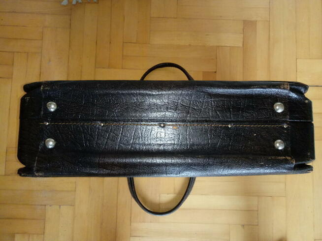 Walizka skórzana retro