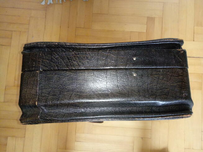 Walizka skórzana retro