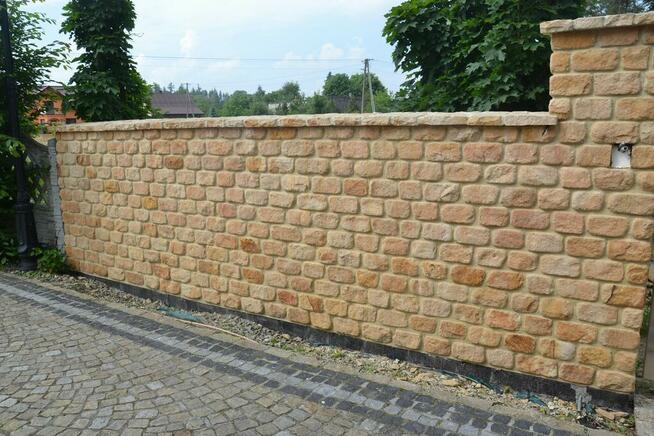 Cegła z kamienia do budowy murków skalnych oporowych łupek