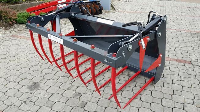 Krokodyl Zęby kute dwa siłowniki