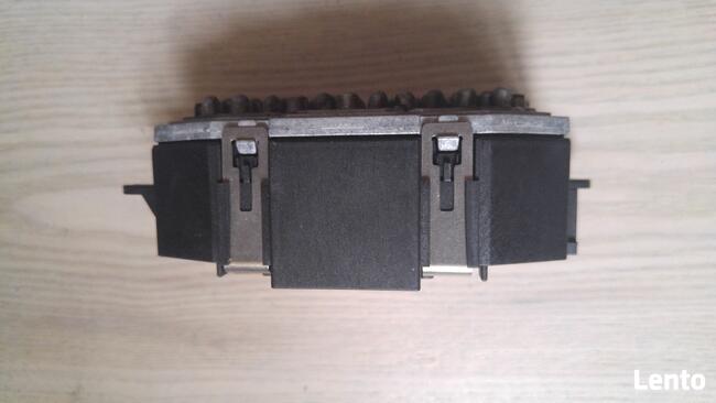 Rezystor opornik dmuchawy 3C0 907 521 F Audi VW