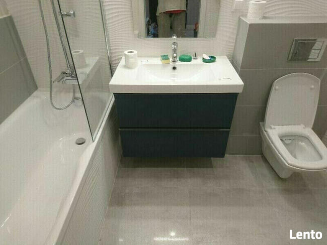 Malowanie, Glazurnik układanie łazienek garaży tarasów