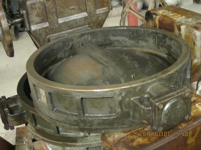 Przepustnica całobrązowa BWM DN-600 PN-1,0 MPa