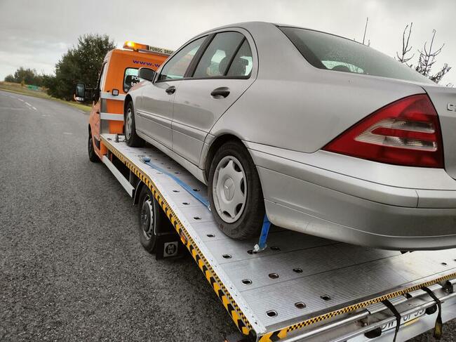 POMOC DROGOWA Strzelin 24h! Laweta A4, S8, Niemcza, Wiązów
