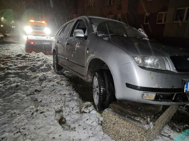 POMOC DROGOWA Strzelin 24h! Laweta A4, S8, Niemcza, Wiązów