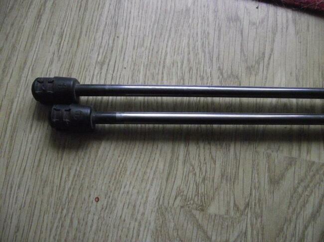 Teleskopy klapy bagażnika Mercedes ML 400 AMG