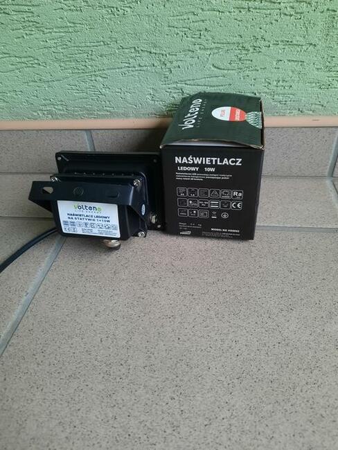 Naświetlacz LED IP65 10W Volteno /Polski Dostawca/