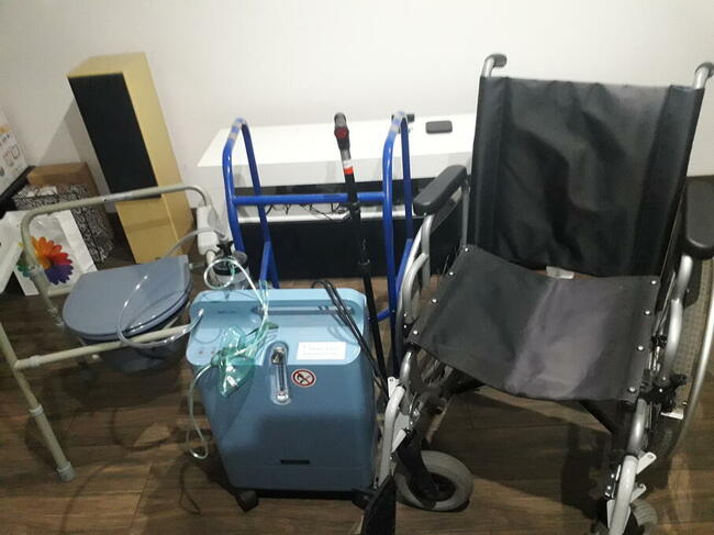 Koncentrator tlenu, wózek inwalidzki i inne